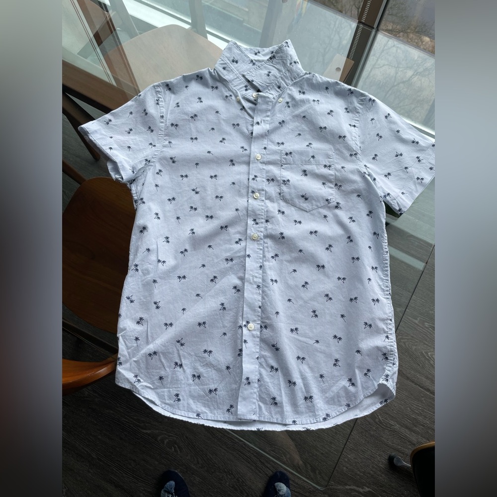 Banana Republic palm Tree Short Sleeve Button Down